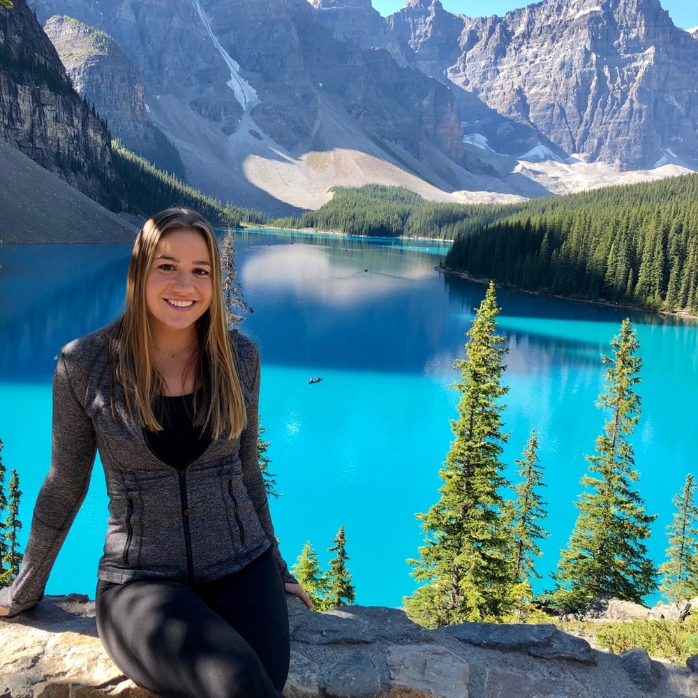 Meet your Posher, Nicole